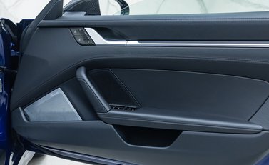 Porsche 911 Turbo S Cabriolet (992) 25