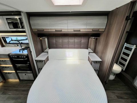 Coachman Lusso II  24