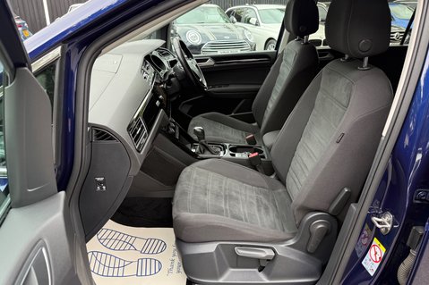 Volkswagen Touran SEL TSI DSG AUTOMATIC - 7 SEATS - ADAPTIVE CRUISE -DEMO +1 OWNER -FVWSH 14