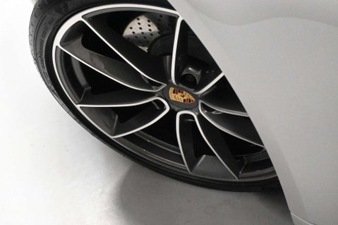 Porsche 911 3.0 911 Targa 4 Auto 4WD 2dr 81
