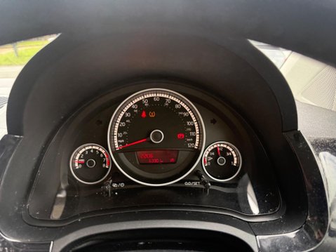 Volkswagen Up 1.0 BlueMotion Tech High up! Euro 5 (s/s) 5dr 13