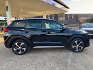 Hyundai TUCSON CRDI PREMIUM BLUE DRIVE 4