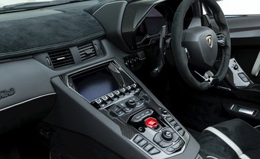 Lamborghini Aventador SV LP 750-4 Roadster 18