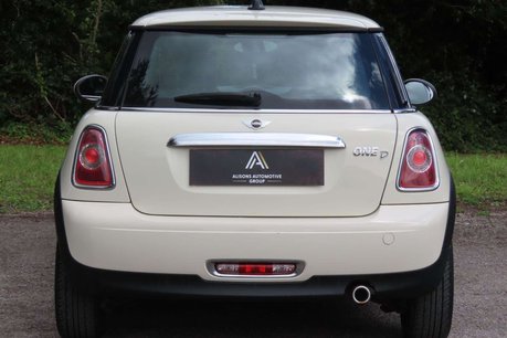 Mini Hatch 1.6 One D Euro 5 (s/s) 3dr 5
