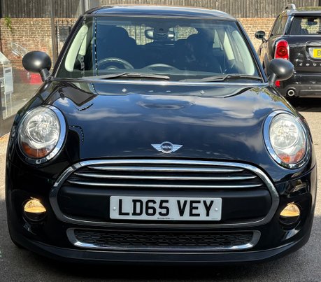 Mini Hatch One 1.2 Petrol Automatic Pepper Media XL 3 door - SAT NAV - HALF LEATHER 6