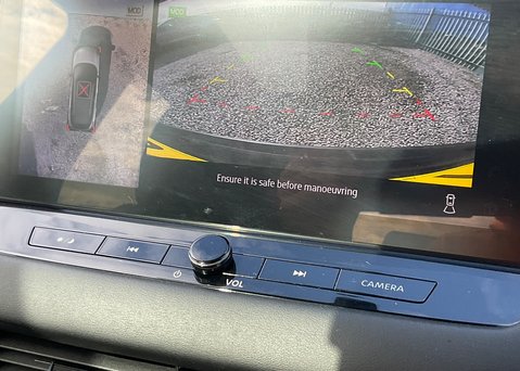 Nissan Qashqai DIG-T N-CONNECTA MHEV 21