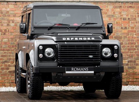 Land Rover Defender 90 Autobiography Edition 1