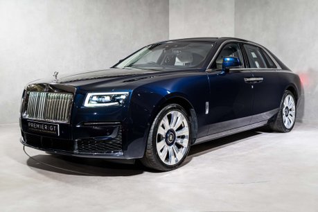 Rolls-Royce Ghost V12. STARLIGHT. H, C & M SEATS. REAR ENTERTAINMENT. HUD. A/CRUISE CONTROL 3