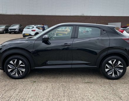 Nissan Juke 1.0 Juke Acenta DiG-T 5dr 11