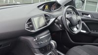 Peugeot 308 1.2 PureTech Allure Hatchback 5dr Petrol EAT Euro 6 (s/s) (130 ps) 57