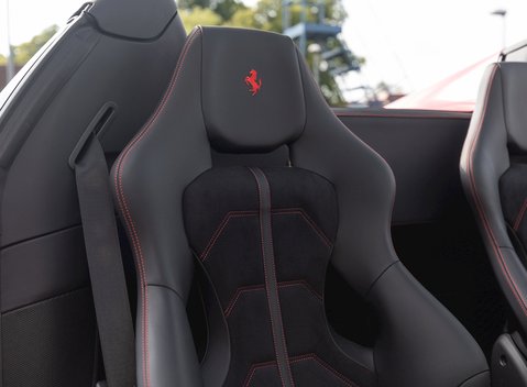 Ferrari 488 Spider 15