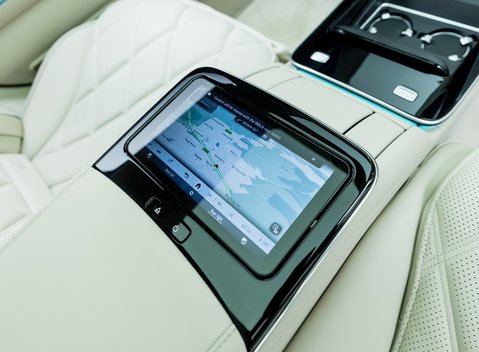 Mercedes-Benz S Class S580 Maybach First Class 22