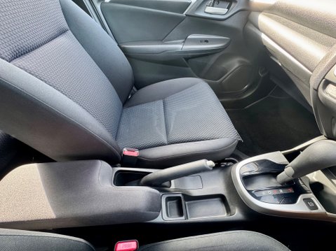 Honda Jazz I-VTEC SE 37