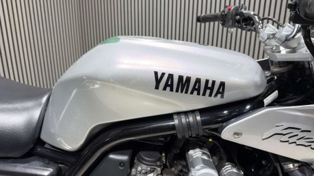 Yamaha FZS FAZER 2000 ONLY 14K VERY CLEAN PROJECT BIKE 600CC COMMUTER 13