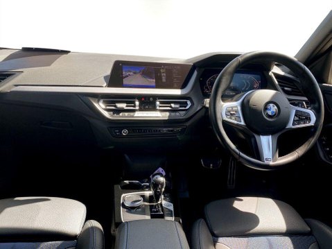 BMW 1 Series 1.5 118i M Sport (LCP) Hatchback 5dr Petrol DCT Euro 6 (s/s) (136 ps) 19
