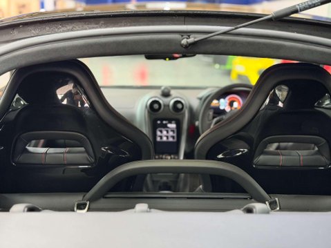 McLaren 570 3.8T V8 Coupe 2dr Petrol SSG Euro 6 (s/s) (570 ps) 38