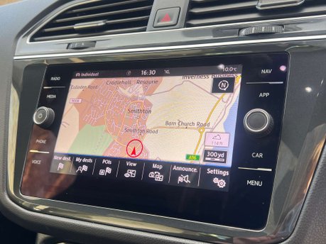 Volkswagen Tiguan 2.0 Tiguan R-Line Tech TDI Semi-Auto 5dr 28