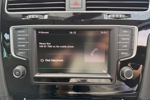 Volkswagen Golf GT EDITION TSI ACT BMT -£35 ROAD TAX -PANORAMIC SUNROOF -10 SERVICES 50