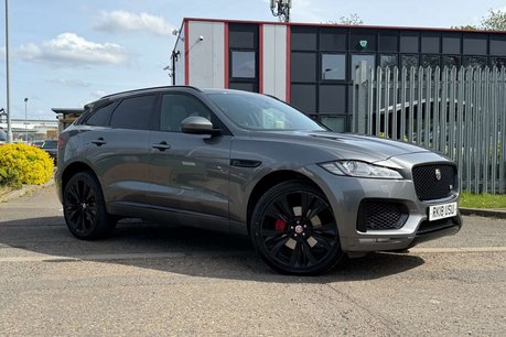 Jaguar F-Pace 3.0 F-PACE V6 S AWD D Auto 4WD 5dr 12