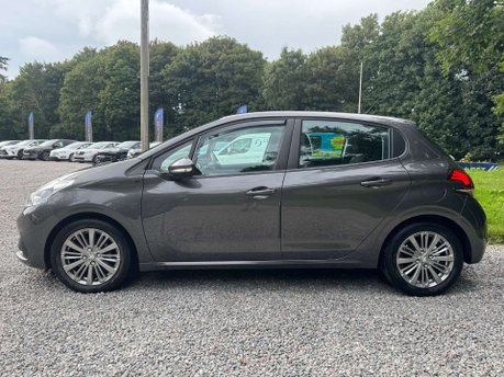 Peugeot 208 1.2 208 Signature S/S 5dr 10
