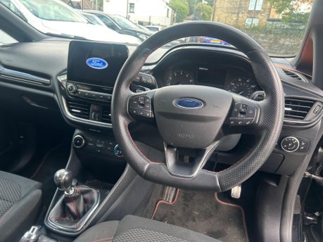 Ford Fiesta ST-LINE EDITION 12