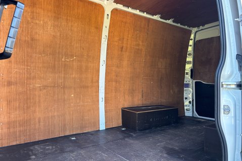 Iveco Daily 35C16 HV Business 3520 Panel Van - Sat Nav / Rear Camera 9