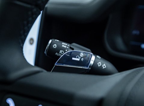 Land Rover Defender 110 OCTA Black 30
