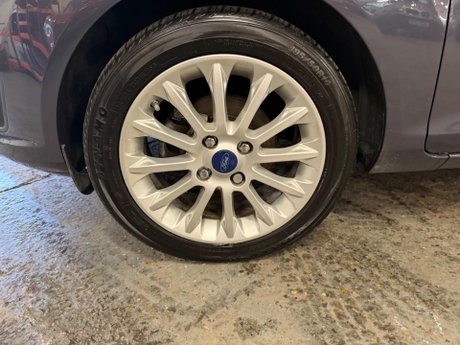 Ford Fiesta 1.0T EcoBoost Titanium X Euro 5 (s/s) 5dr 22