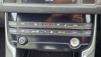 Jaguar XF 2.0d R-Sport Saloon 4dr Diesel Auto Euro 6 (s/s) (180 ps) 54