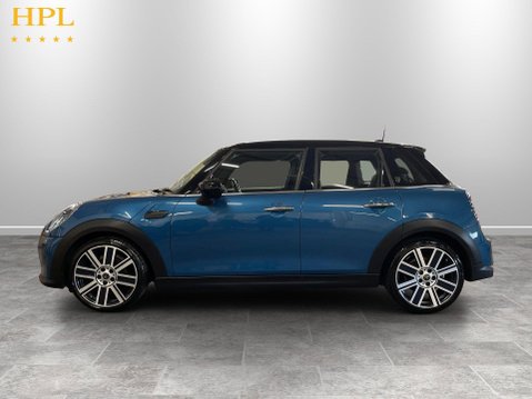 Mini Hatch 1.5 Cooper Exclusive Hatchback 5dr Petrol Manual Euro 6 (s/s) (136 ps) 4