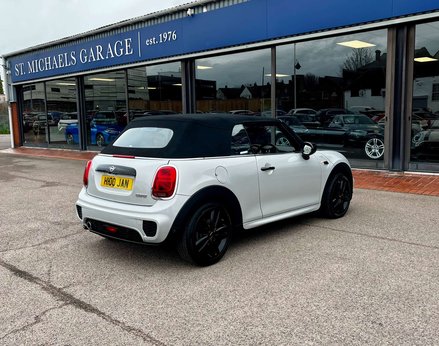 Mini Convertible 1.5 Cooper Sport Auto 2dr 9