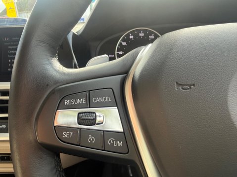 BMW 3 Series 2.0 320d Sport Touring Auto Euro 6 (s/s) 5dr 33