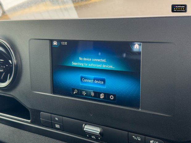 Mercedes-Benz Sprinter Dropside LWB L3 Progressive 315 Air Con Tow Bar EURO 6 SELECT 23