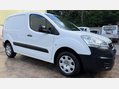 Peugeot Partner 1.6 BlueHDi 854 Professional Panel Van 5dr Diesel Manual L1 (112 g/km, 97.6 4
