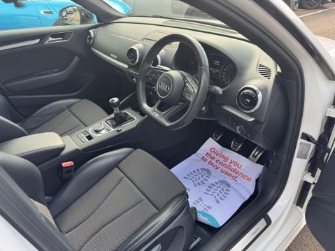 Audi A3 SPORTBACK TFSI S LINE BLACK EDITION 38