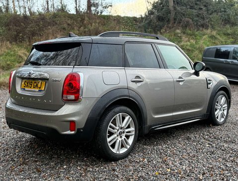 Mini Countryman 1.5 Countryman Cooper Exclusive Auto 5dr 3
