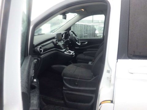Mercedes-Benz V Class 2.2 V220d BlueTEC SE MPV 5dr Diesel G-Tronic+ Euro 6 (s/s) 7 Seat (163 ps) 9