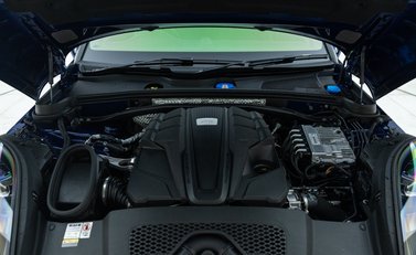 Porsche Macan GTS 33