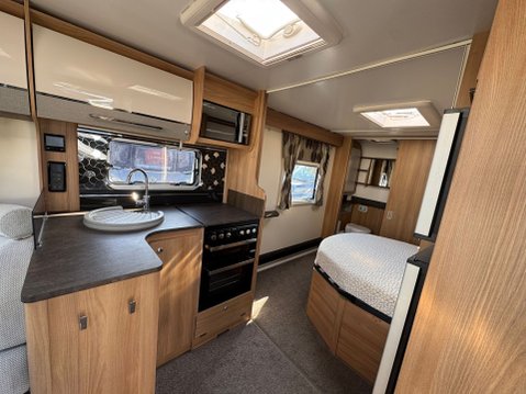 Bailey Alicanto Grande Sintra 2021 MODEL 17