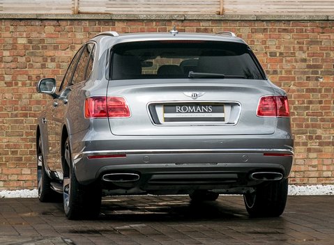 Bentley Bentayga W12 First Edition 3