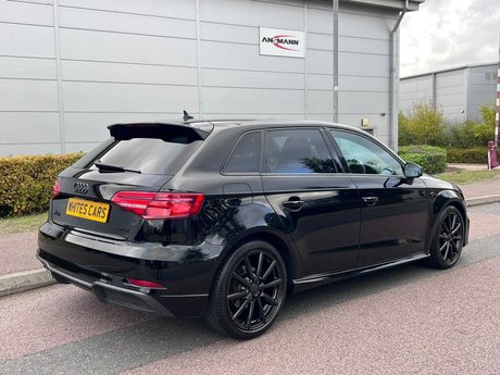 Audi A3 1.5 TFSI CoD 35 Black Edition Sportback S Tronic Euro 6 (s/s) 5dr 3
