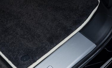 Bentley Bentayga V8 AZURE EWB First Edition 36