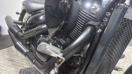 Suzuki Intruder 800 VL 2015 26K CUSTOM LOOKS MOT SERVICED CRUISER BIKE 800CC A2 17