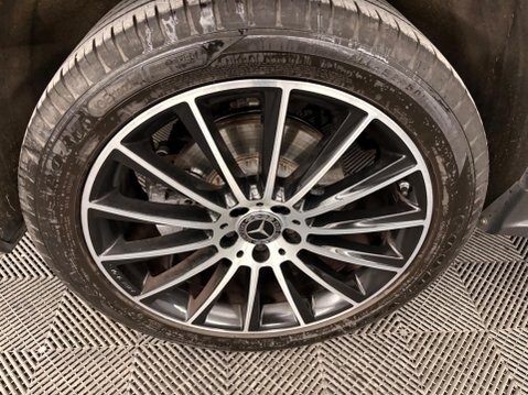Mercedes-Benz GLC 2.0 GLC250 AMG Line (Premium Plus) G-Tronic 4MATIC Euro 6 (s/s) 5dr 43