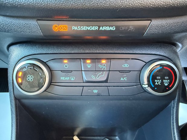 Ford Fiesta ACTIVE EDITION 37