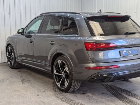 Audi Q7 3.0 Q7 Black Edition 55 TFSI MHEV Quattro Auto 4WD 5dr 29