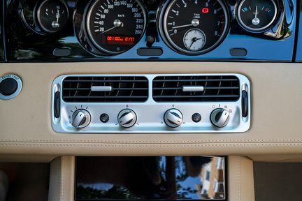 BMW Z8 Roadster 1,100km 21