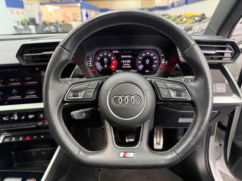 Audi S3 2.0 TFSI Sportback 5dr Petrol S Tronic quattro Euro 6 (s/s) (310 ps) 31