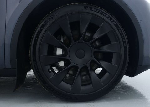 Tesla Model Y (Dual Motor) Long Range SUV 5dr Electric Auto 4WDE (384 bhp) 16