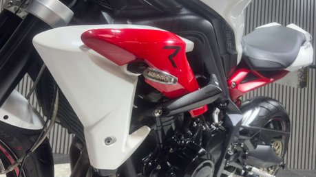 Triumph Street Triple R 2013 13K EXCELLENT CONDITION NEW MOT 675CC TRIPLE 14